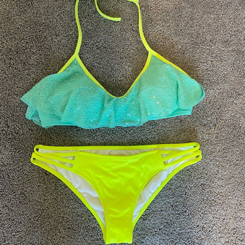 Victoria’s Secret Bikini